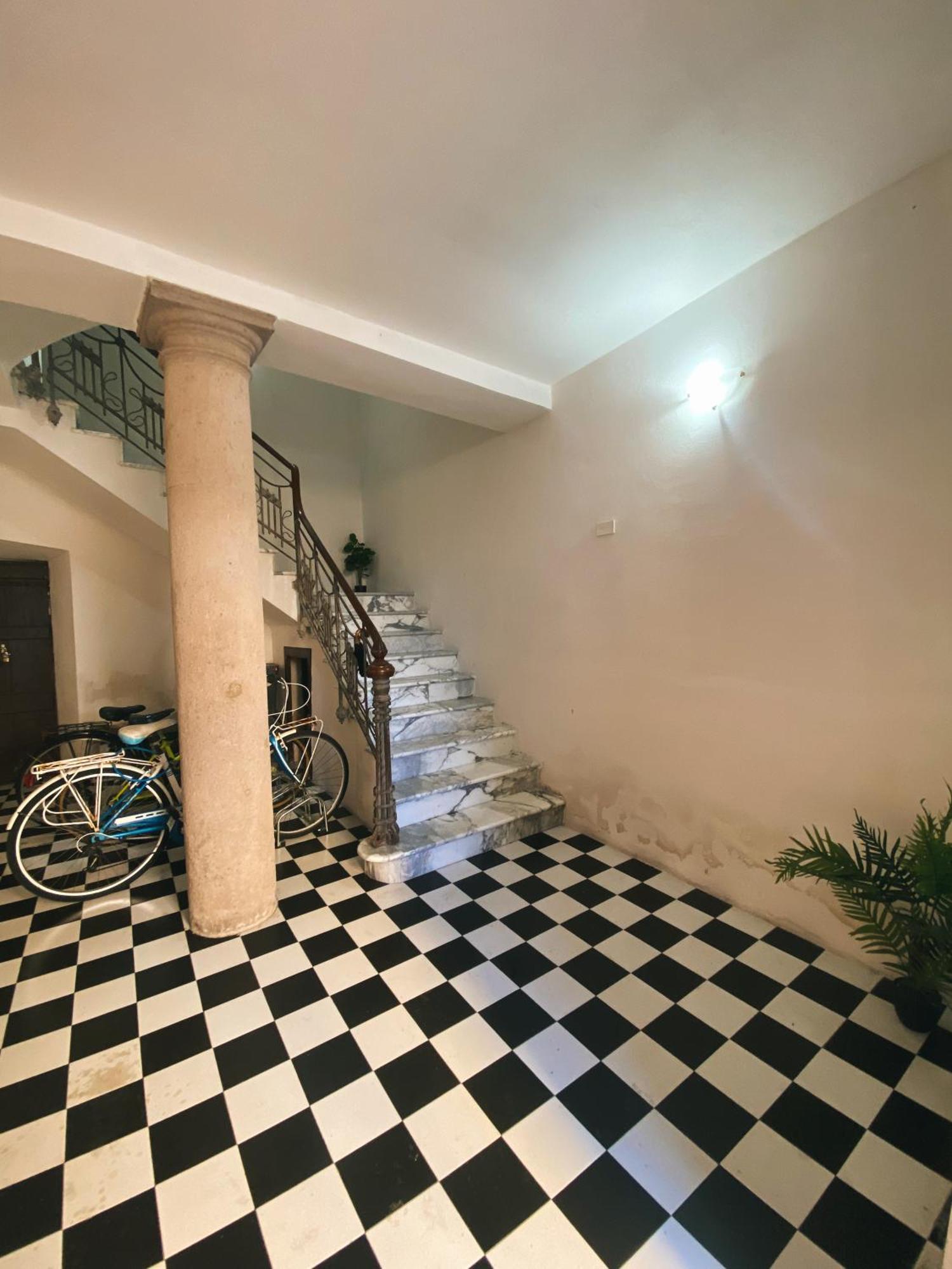 Hotel Tra I Due Ponti à Bosa Extérieur photo